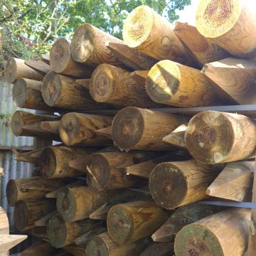 UC4 Posts, Struts &amp; Strainers-100-125mm Round-2400mm