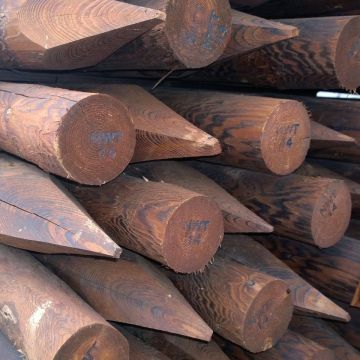 Creosoted Posts, Strutts &amp; Strainers-75-100mm Round-1650mm